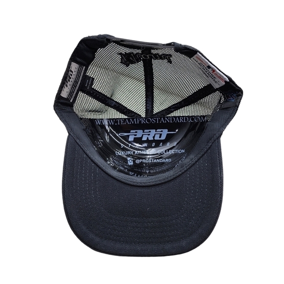 Pro Standard Men's Marlins Classic Pinch Front Trucker - OS - Picture 6 of 11